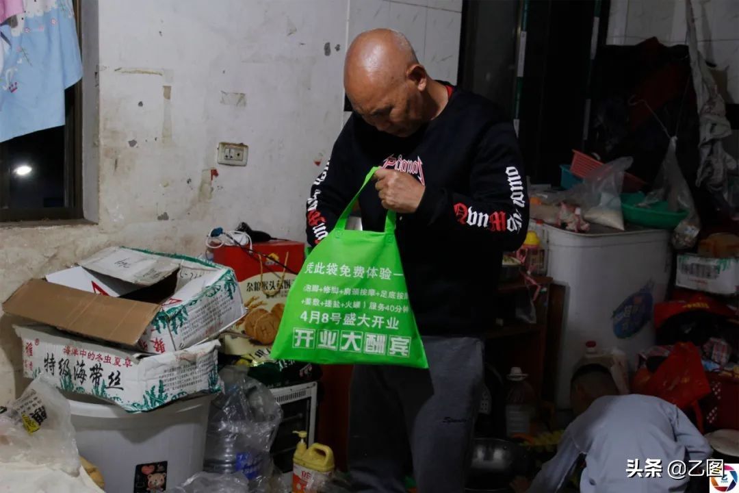 康复治疗|老人娶比他小16岁的妻子，老来得子，结果悲剧伴随他后半生