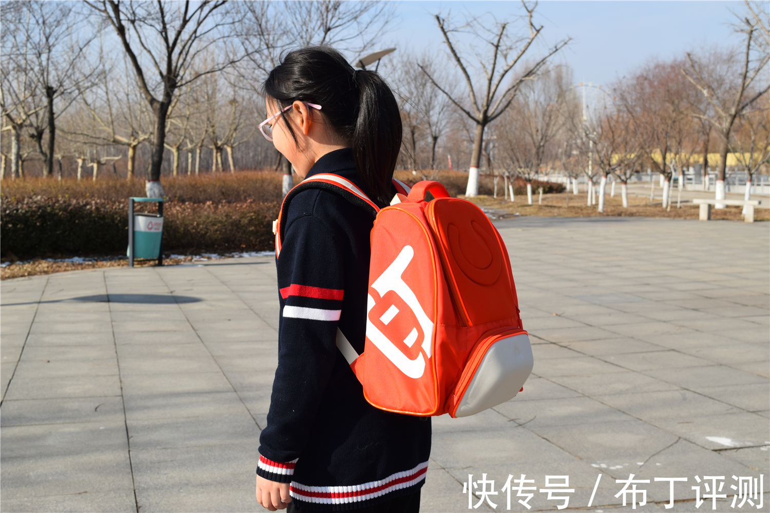 书包|悬浮减重设计,送给孩子更好的开学礼物,能抗菌还能减压护脊!