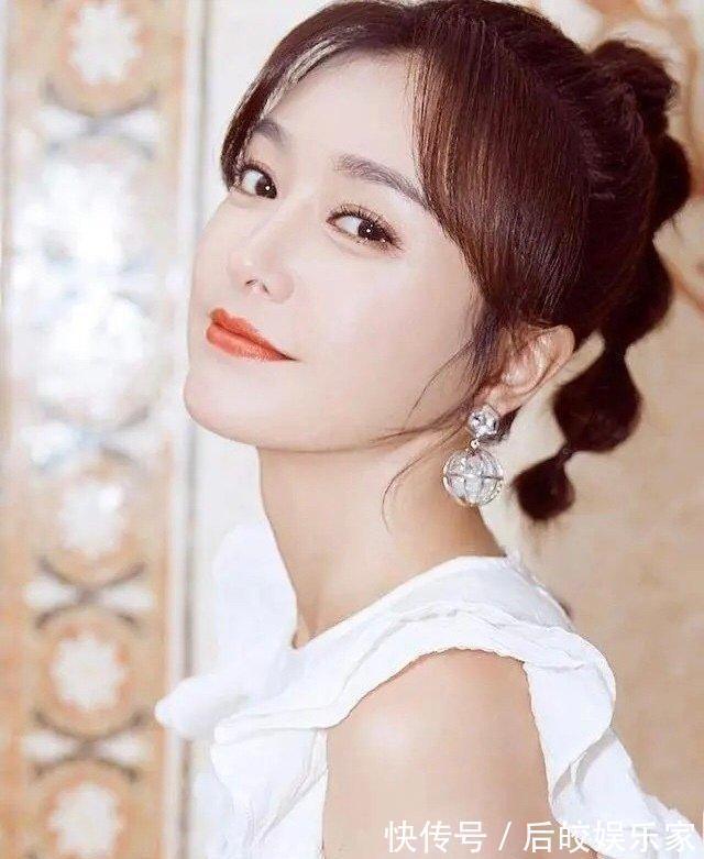 编发 4个“提气质”的夏日发型打理技巧,显脸小,够清凉,还巨时髦