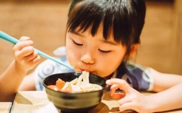  多长|辟谣：吃得多长得高？“猛涨期”窜身高，这些误区很常见