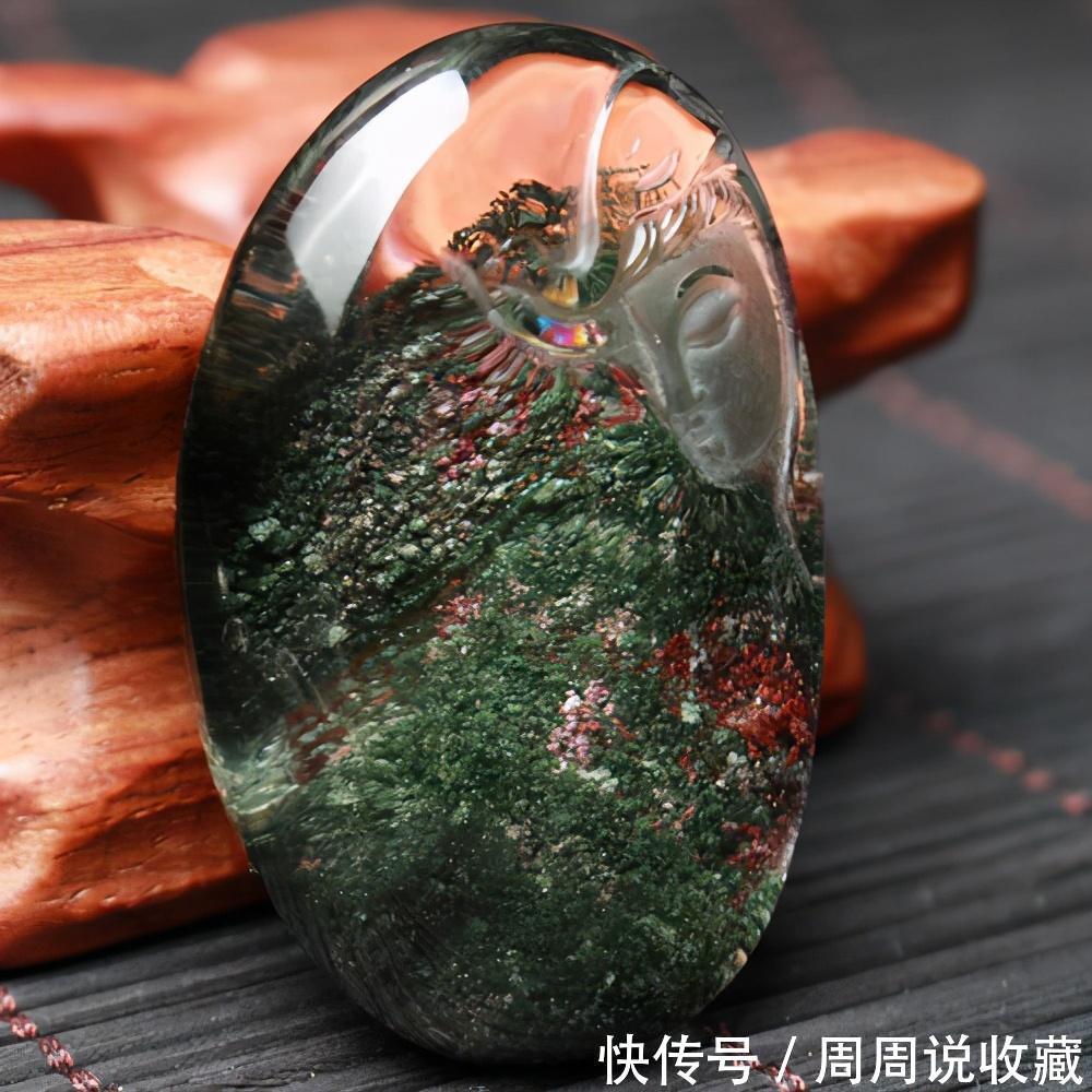 选购|瑕疵水晶的一种,绿幽灵水晶,选购的时候尽量不要花太高的价格