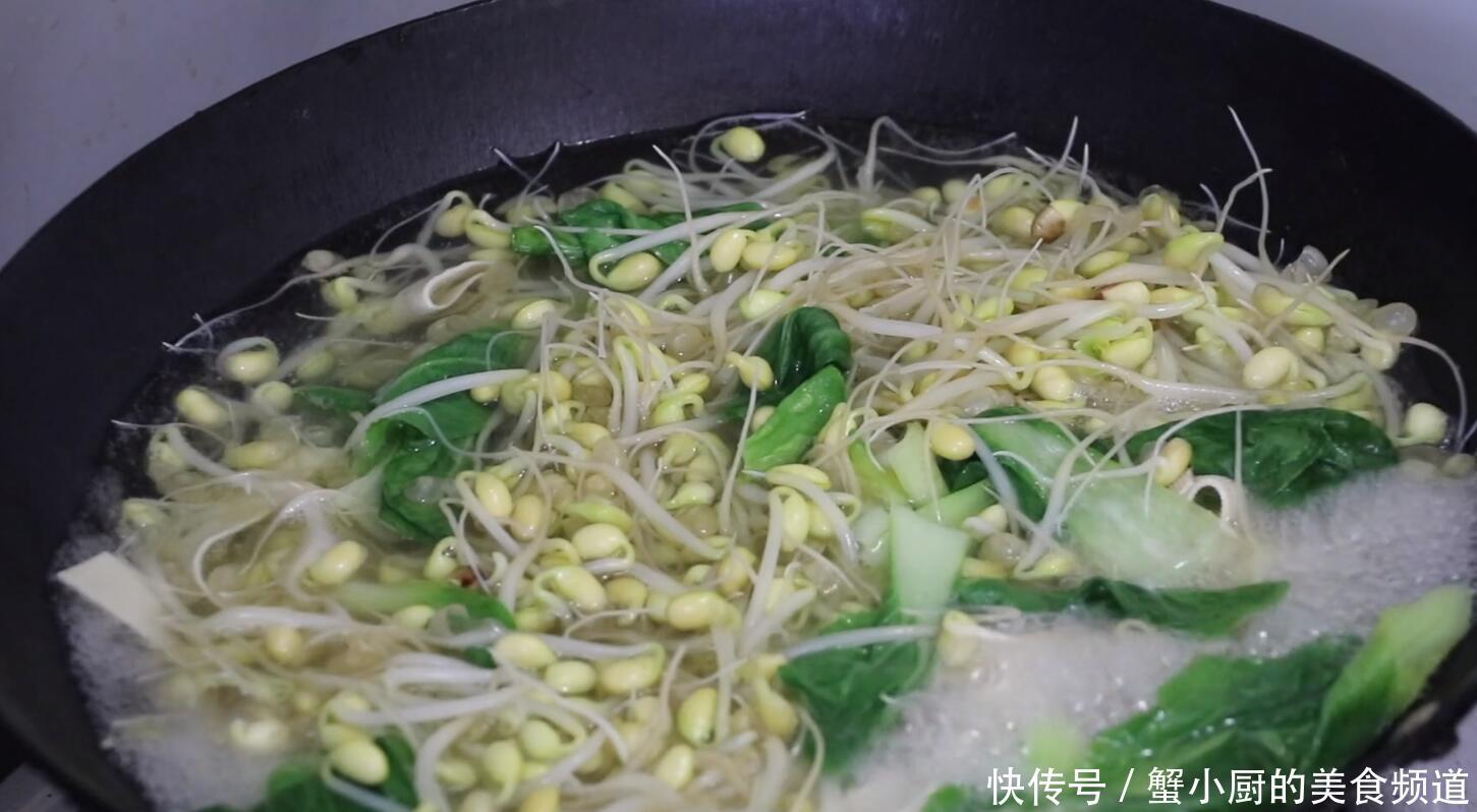 版水|教你家常版水煮肉片,肉片滑嫩无比,鲜香入味,几分钟就能搞定