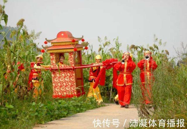 上联！女子出嫁挡住乾隆去路，乾隆当场出一上联，姑娘答后乾隆羞愧不已