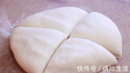 烙饼时，不要直接烙，多加这两步，饼柔软又起层，3分钟就能出锅