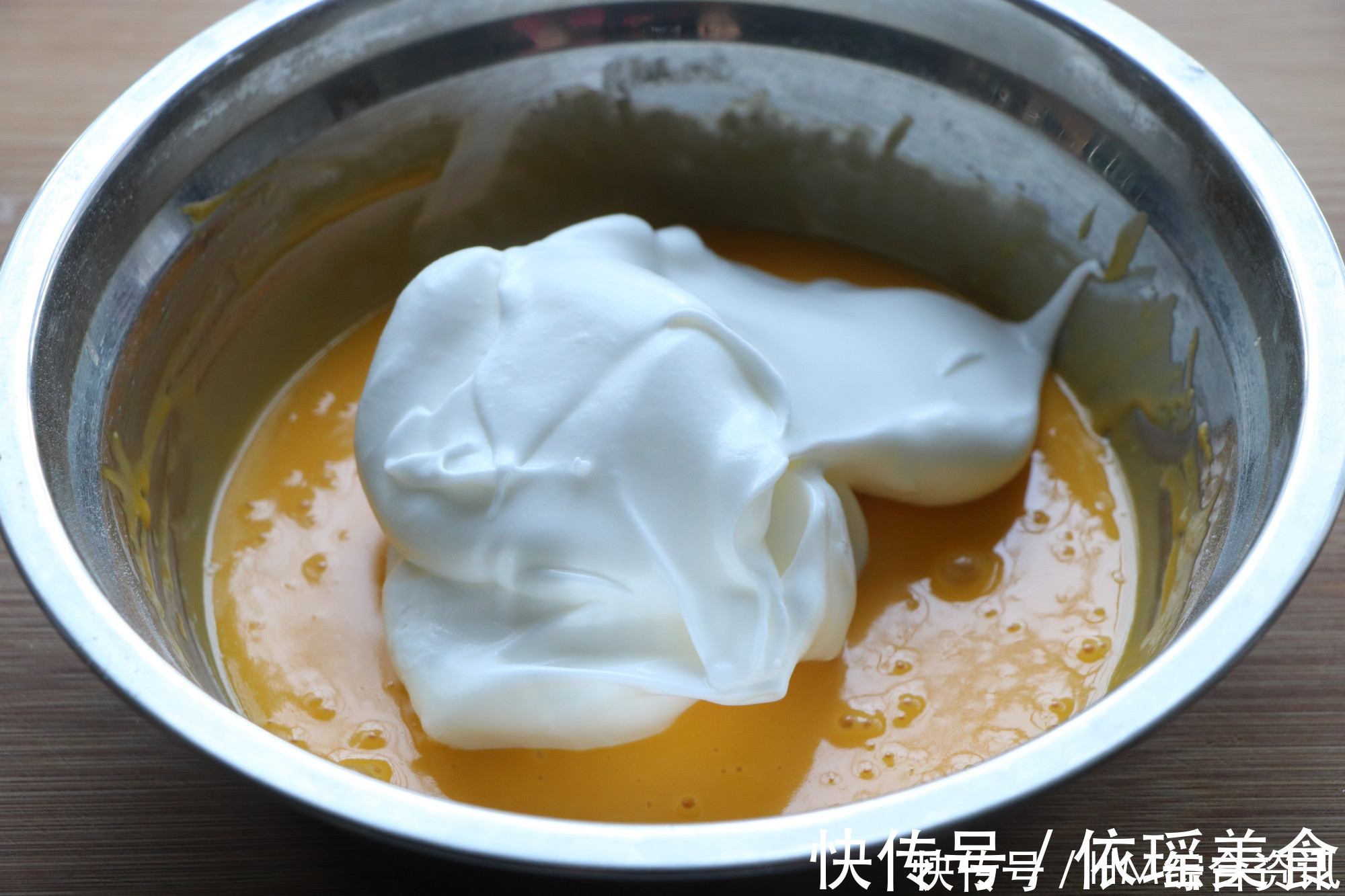 孩子最爱的蛋糕卷，掌握正确方法不开裂，好吃好看，简单失败率低