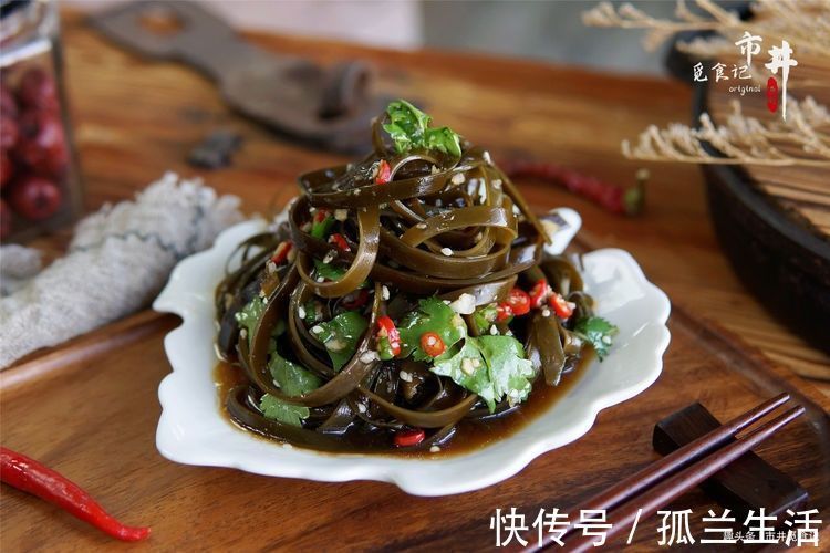 做法|清爽开胃的凉拌海带丝做法，好吃到停不下来，多一步味道就香了