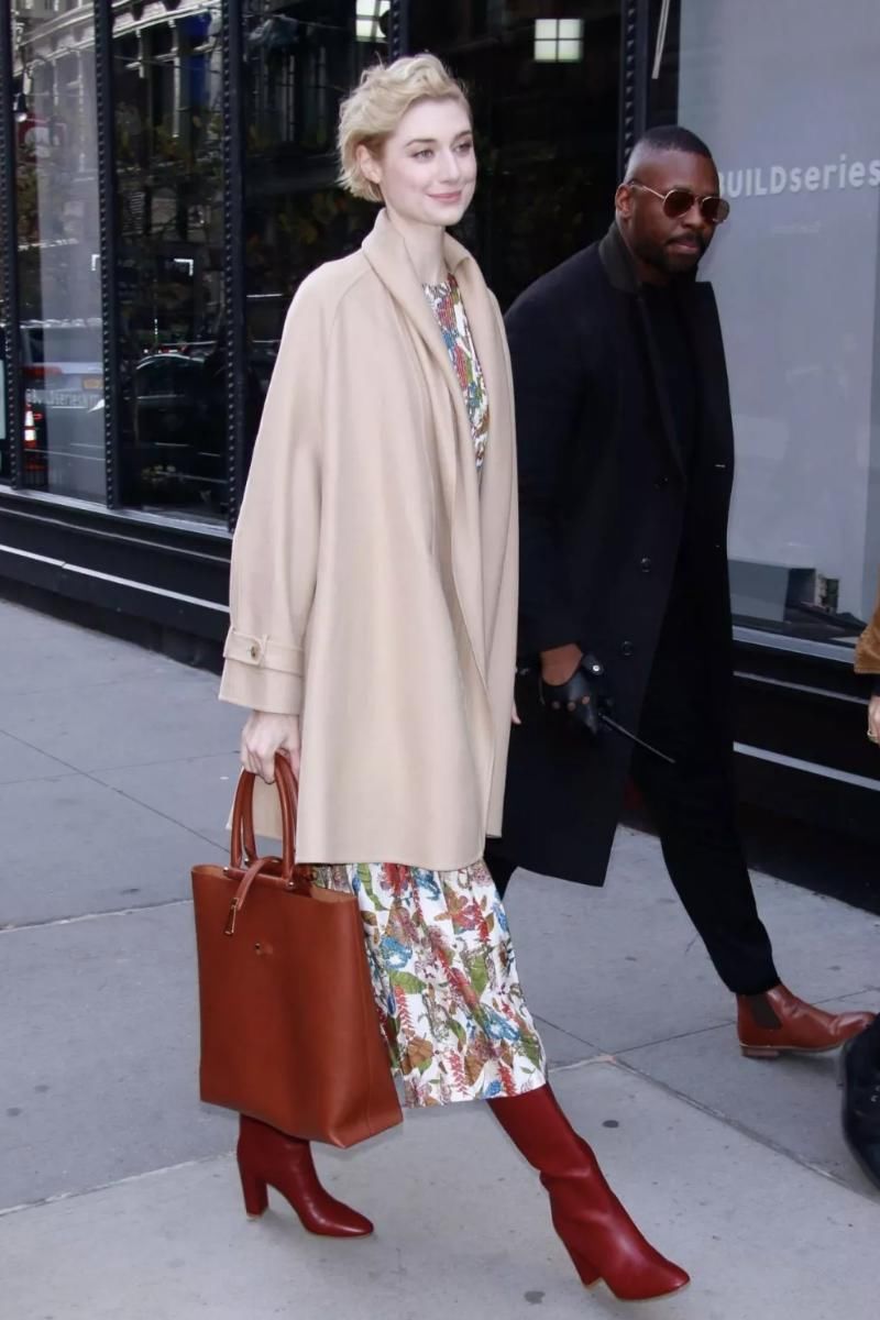  流行|“马丁靴”失宠了？“大衣＋这双鞋”正流行，时髦又显高！