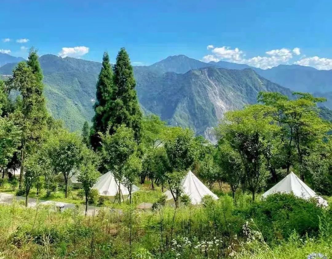 探秘|汶川100景：带你探秘汶川赵公山后绝世秘境，避暑太巴适了