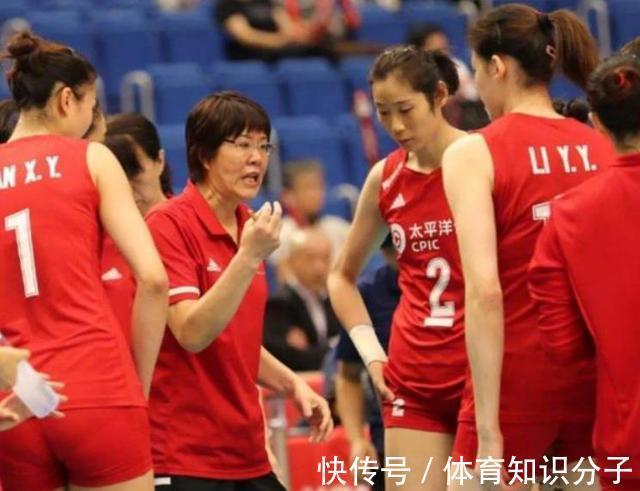 球迷|暖心!女排球迷送给郎平三句话,没有了往日的“鼓角铮鸣”