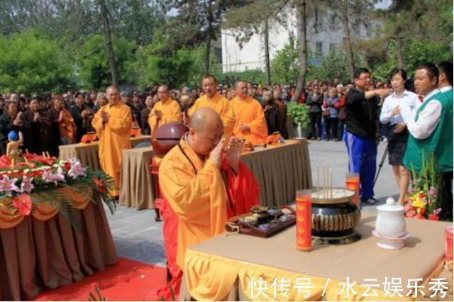 红尘@6年前，30名博士生放弃高薪，皈依佛门，现在他们生活得怎样了？