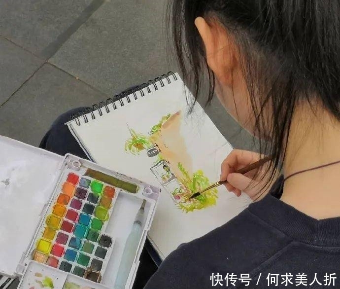 海王在便利店偷了一包虾条变成海贼王|背景图| 背景图