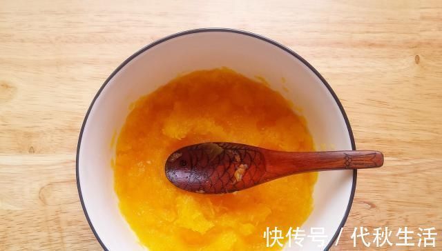 不用烤箱不用电饭煲，这样做好的面包，个个蓬松暄软，好吃极了