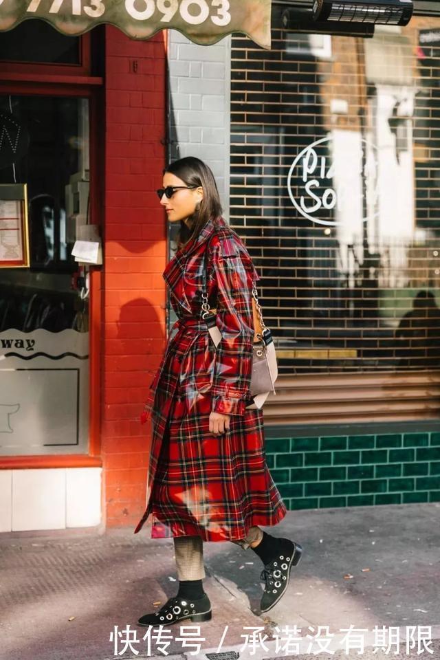 款式|这个秋冬,让我们一起享受,“格纹元素”带来的时髦吧!