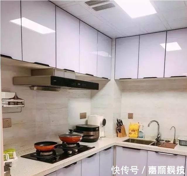 舒适|晒晒即将入住108平新房,客厅漂亮极了,玄关鞋柜好实用