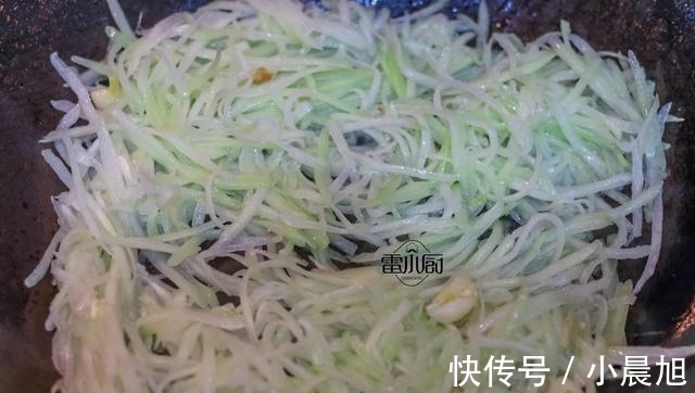 调味汁|这东西两块钱一斤, 是水果也是蔬菜, 炒一盘端上桌都吃得干干净净