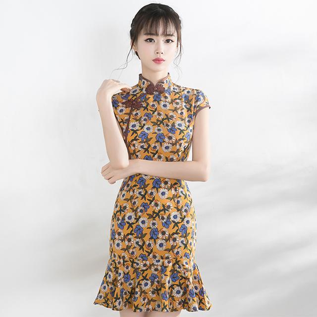 连衣裙|不要再到实体店挨宰了,旗袍裙上身特有气质,70、80后都能穿