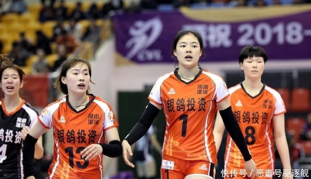 河南女排|1米91強力接應(yīng)輔佐朱婷！新丁霞為女排隊長傳球，郎平?jīng)Q策挺正確