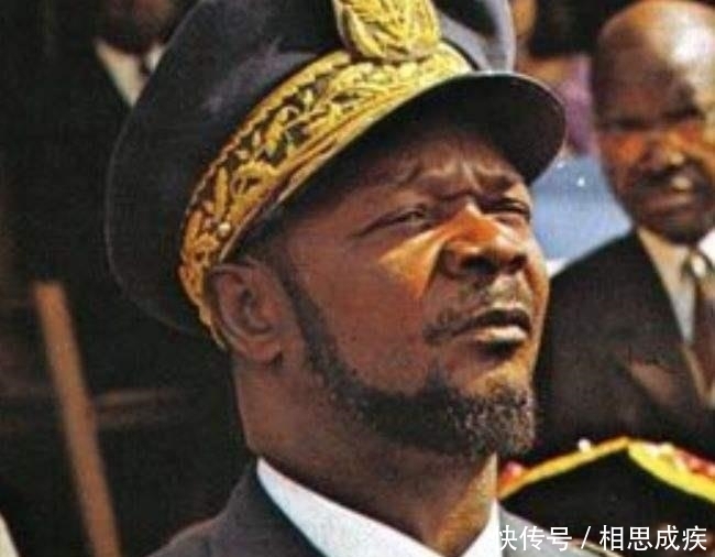 历史|1976年此国改制称帝，皇帝登基花掉两千多万美金，3年后被赶出国