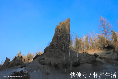 峡谷|长白山脚下有一个火山峡谷，浮石林被风吹成奇特景观，让人向往