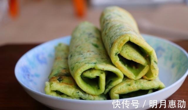 菠菜蛋饼|早餐吃它太方便了!十分钟出锅,孩子特喜欢,吃了个头蹭蹭长!