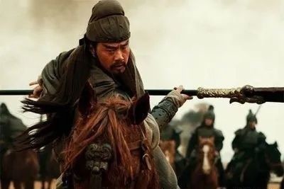 关羽|青龙偃月刀并非关羽的武器?那关羽的武器到底是什么?