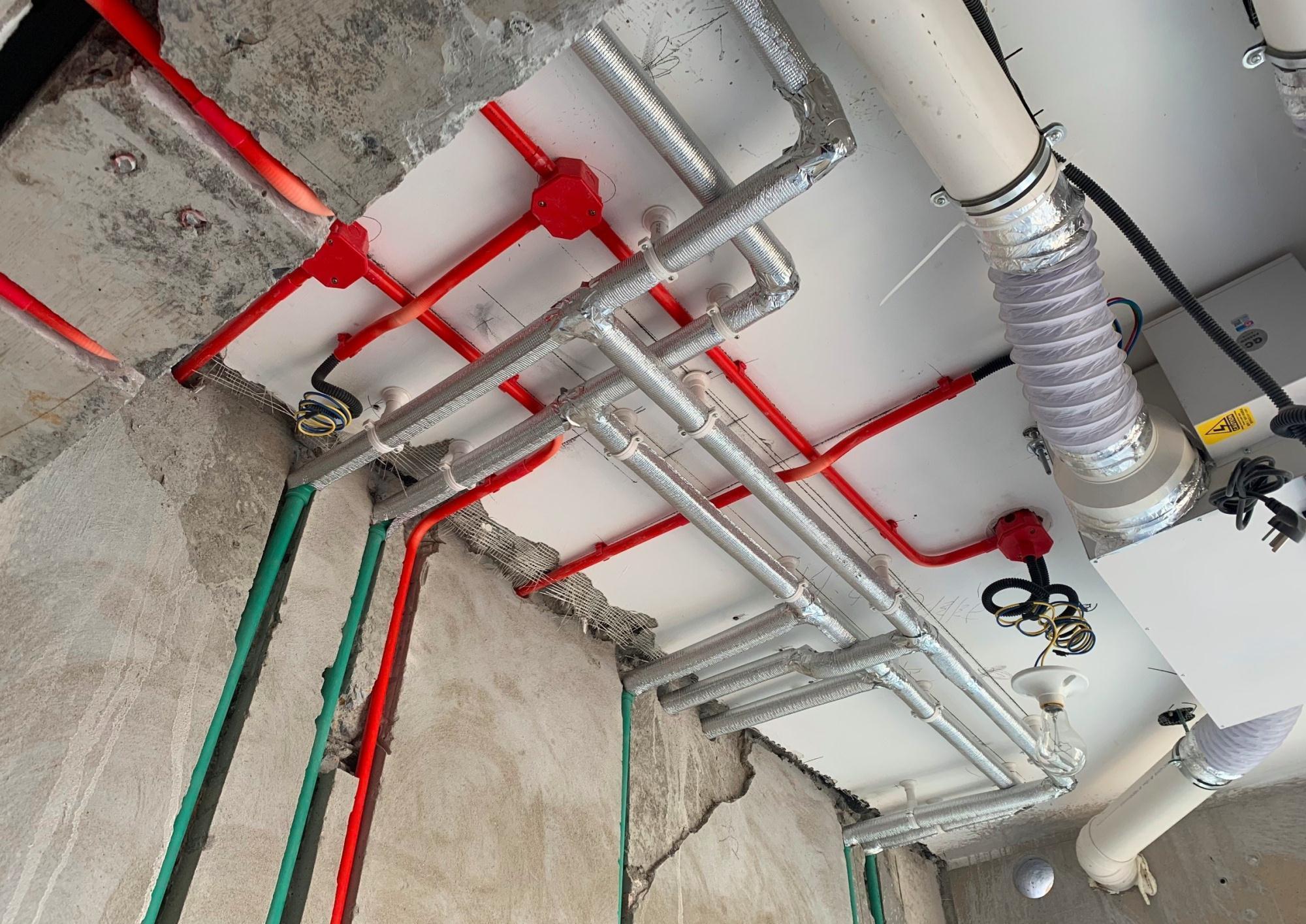 吊顶|家装水管电线走顶还是走地?工人推荐走顶,真的只是为了赚钱吗?