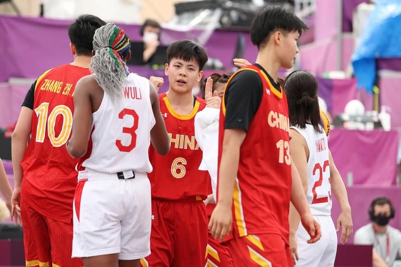 三人篮球中国女队提前锁定前6 男队终获一胜|瞰奥·战况 | 日本队