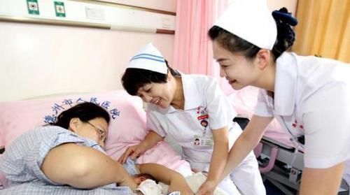 名字|爸爸姓“杨”,随口给五胞胎取了名字,登记出生证明时护士都佩服