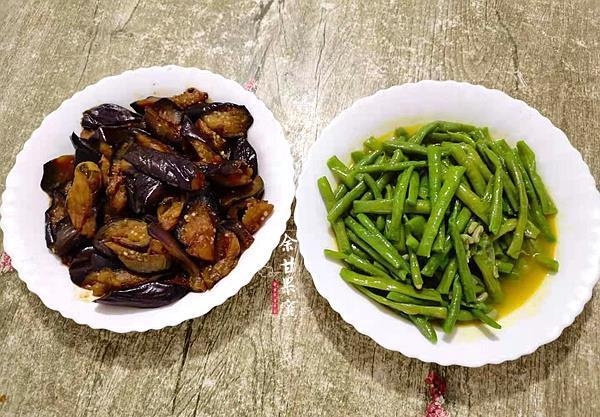 精盐|天气太热，我家晚餐简单做，主食菜肴轻松上桌，光盘不浪费