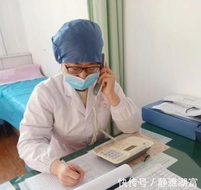 大夫|孩子高烧医院排队400号,医生只顾打私人电话,网友:家长活该