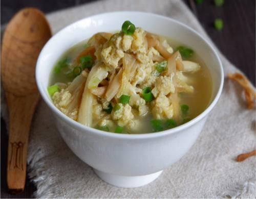 干黄花菜|失眠最怕喝这汤,上锅煮一煮,营养极高,失眠好了,早知早受益