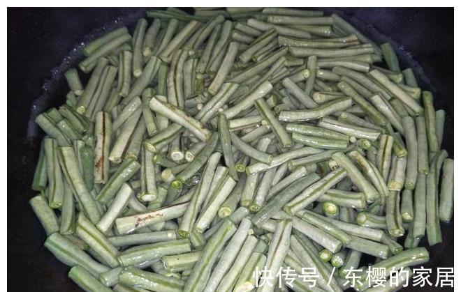 好吃|炖豆角时，怎样才能软烂入味？学会详细步骤，轻松炖出好吃豆角