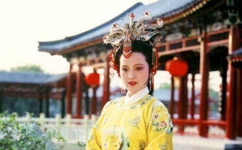 红楼梦|红楼梦里,贾元春为何选择薛宝钗而放弃林黛玉一个重要原因出在贾敏身上