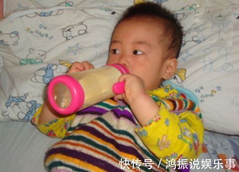 孩子|3种辅食就像是塑料袋,儿科医生:很多家长天天给娃吃,快停手