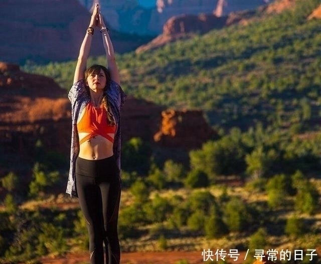 大部分|练瑜伽拜日式，大部分人都忽视了呼吸，其实很重要