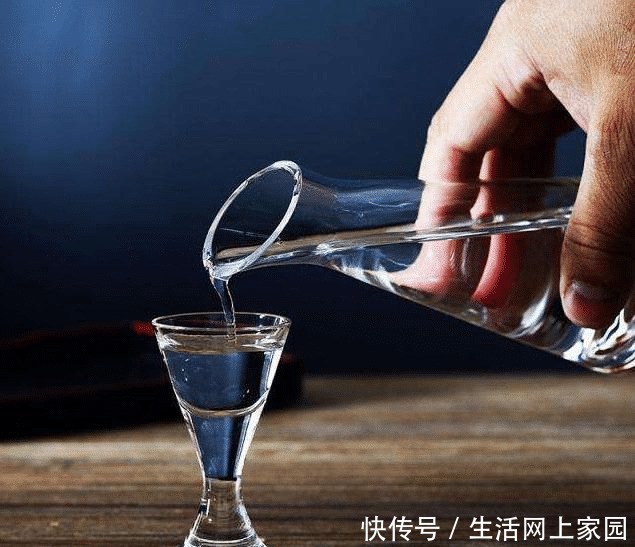  喝得|中国这4款“罕见”白酒，口感不在茅五剑之下，老百姓都喝得起！