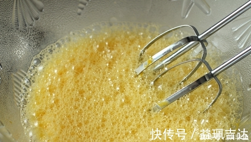比戚风蛋糕简单比海绵蛋糕软润,儿子无法抗拒的蛋糕,好吃也好做