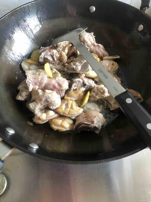  不新鲜|猪身上的一块宝，比牛羊肉滋补，补血健脑，孩子多吃身强体壮