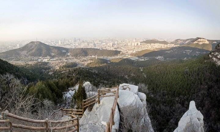 泉城|济南市区最高山佛慧山，千米画廊尽览泉城风光