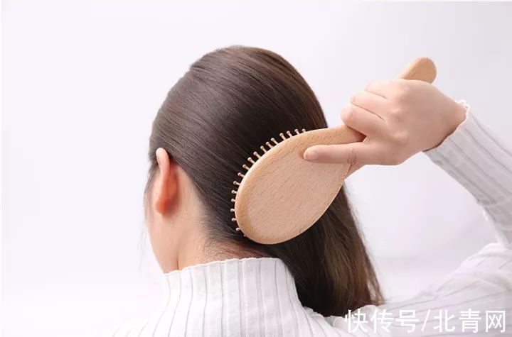 手掌|中医教你10个小动作,养生效果翻倍!尤其冬季在室内可以常练