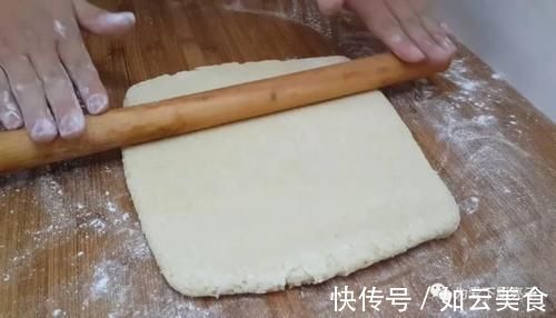 鸡蛋|我家面粉就爱这样吃,加2个鸡蛋,焦脆香酥不油腻,吃过就念念不忘