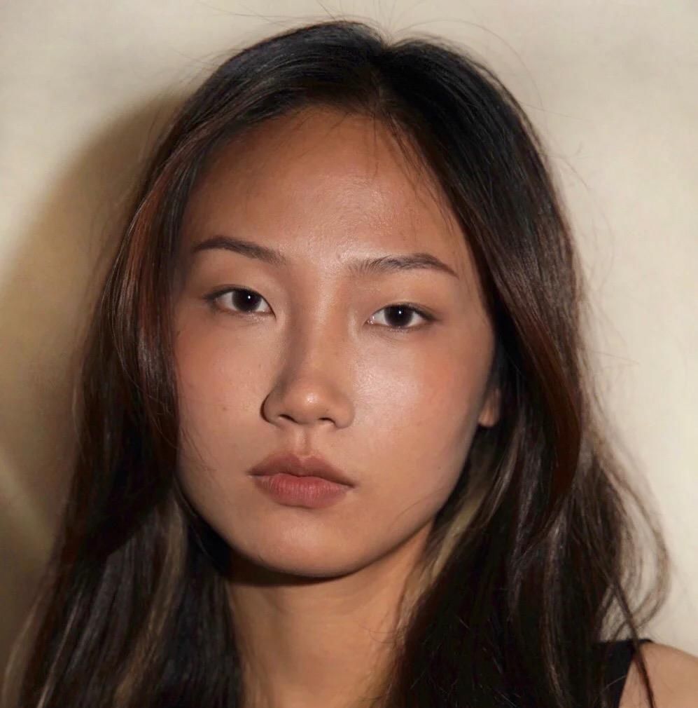 试色|黄黑皮女人化妆三不要,避开这些“雷区”,让你轻松变美