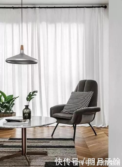 衣帽间|她89㎡的家开挂了,小两居还有衣帽间、书房成了小户型的梦想