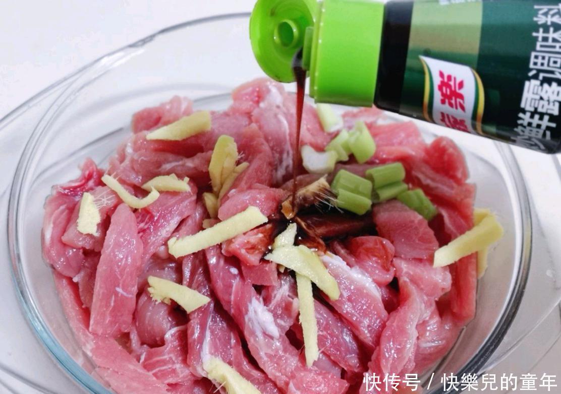 酸酸甜甜的口感再配上一碗米饭，孩子天天吵着要吃，下饭必备