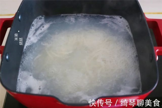 一顿饭|泡一泡，煮一煮，一碗就能解决一顿饭，做早餐晚餐都可以