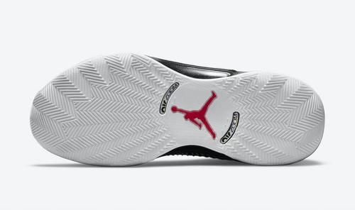 经典熊猫配色？这款 Air Jordan 35 Low 你觉得如何？