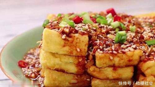 豆腐学会这样做,比吃肉过瘾,还特别下饭,外焦里嫩吃不腻