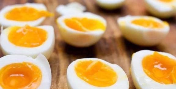 记忆力|吃鸡蛋也有禁忌,不少人都吃错了每天这样吃,增添肠胃负担