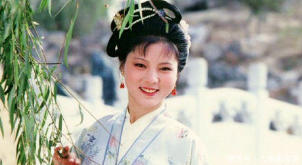 袭人和宝玉偷试后变得有多强大四个方面的强大能力远超一般人