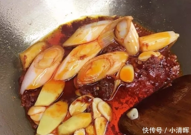 带劲|比水煮鱼好吃的火锅鱼,麻辣带劲,鱼肉滑嫩,比川菜馆还要地道!